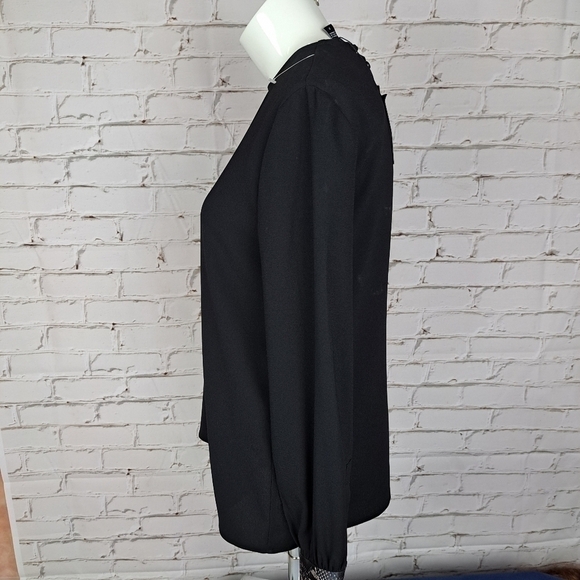 Judith and Charles Black Blouse with snake print  cuffs - Picture 4 of 10